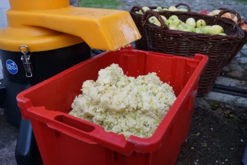 Von der Speidel Obstmühle erzeugtes Fruchtmus