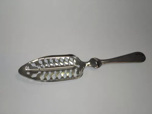 Gewellter Absinthlöffel
