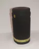 Schwarze PVC-Schrumpfkapsel mit goldener Zierlinie