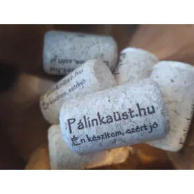 Eco-Korken mit Pálinkaüst-Aufdruck, 22 × 38 mm – Nahaufnahme