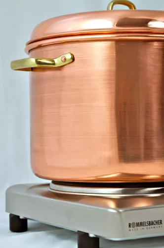 Rommelsbacher Elektrokochplatte mit Kupfertopf