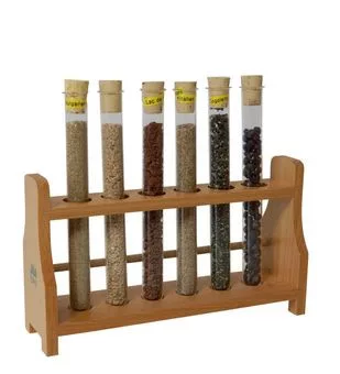 Reagenzglas, Holzständer und Korken als Dekoration
